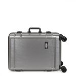 EASTPAK RESIST'R CASE M Brushed Metal